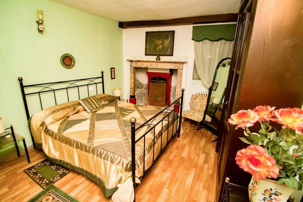 Foresteria Lombarda B & B Ca' Pelitti Ganna Екстериор снимка